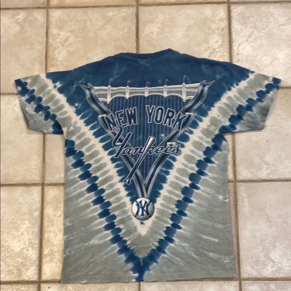 Vintage liquid blue Blue Tie-Dye New York Yankees T-Shirt - Picture 2 of 11